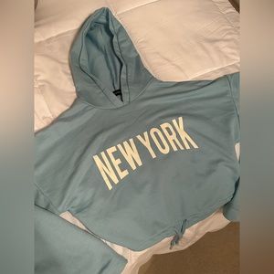 PLT New York cropped hoodie